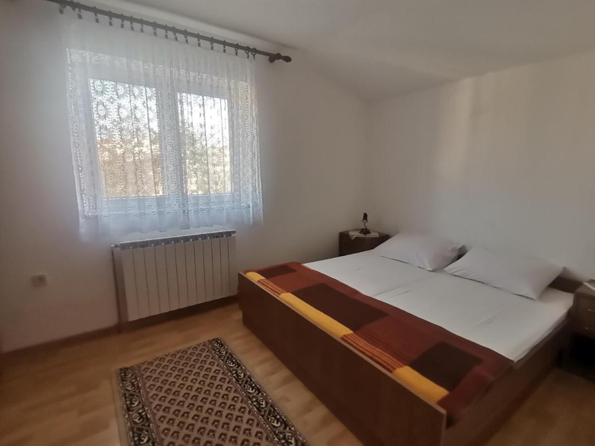 Apartments Petrica Malinska Eksteriør billede